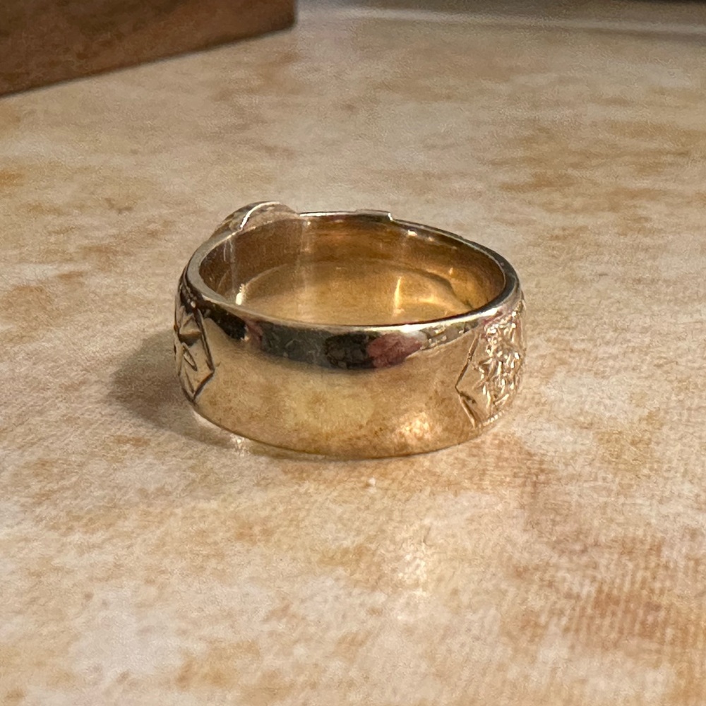Antique 9K Gold Heavy 9g Blossom Buckle Ring Size 8.5 - Picture 8 of 10